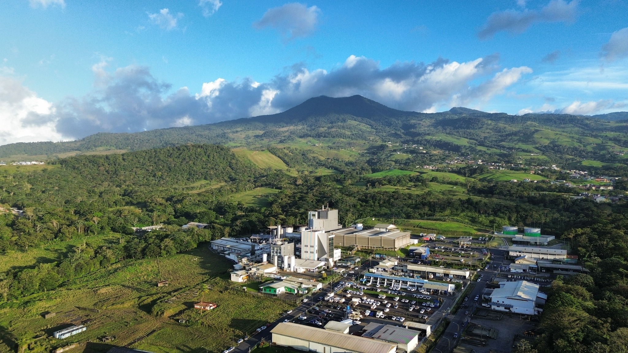 Propiedad en venta en Ciudad Quesada con apartamentos construidos