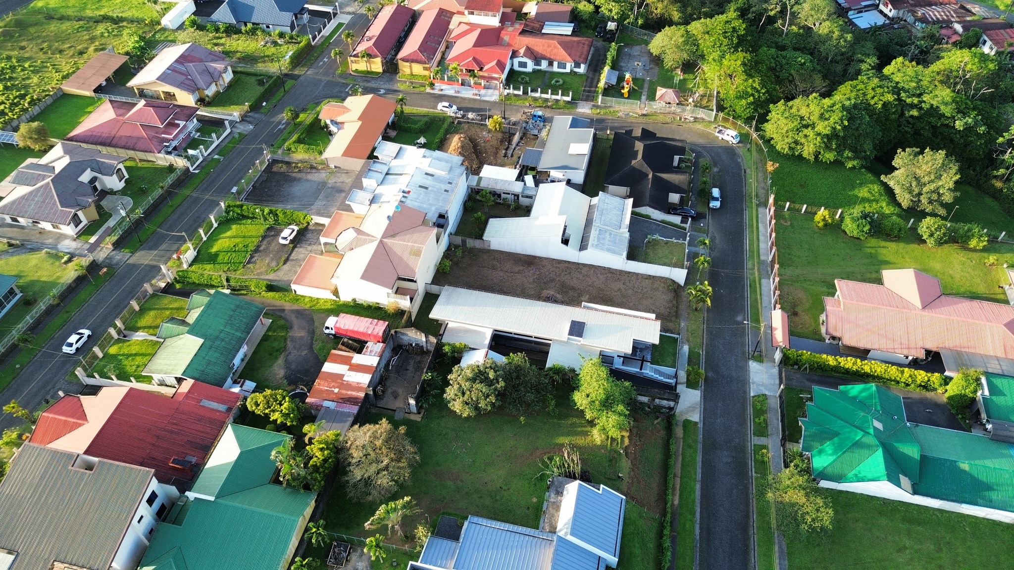 Propiedad en venta en Ciudad Quesada con apartamentos construidos